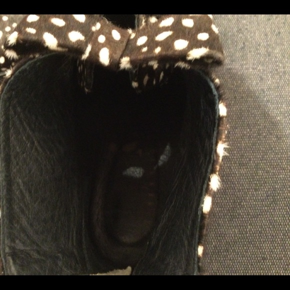 Leopard print horsehair bootie. - Picture 7 of 7